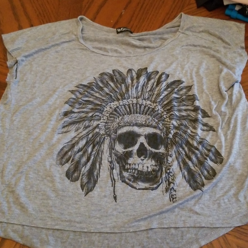 A Top Fashion  Short Sleeved  Shirt